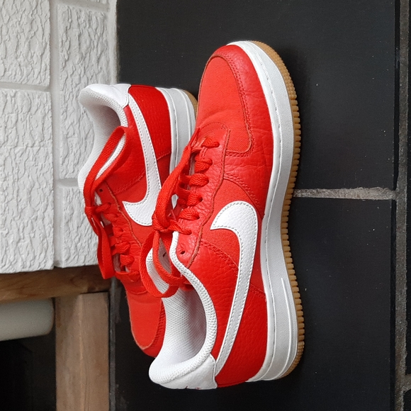 Women's Vintage Nike Air Force 1 '07 PRM Sneakers Habanero Red Leather Size 6 - Picture 2 of 8